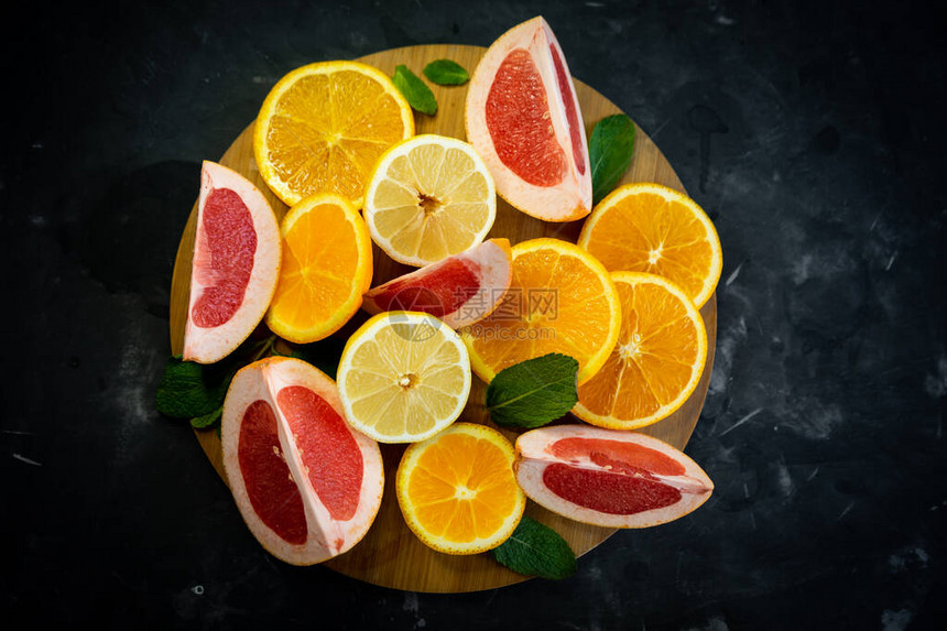 橙子葡萄果柠檬薄荷图片