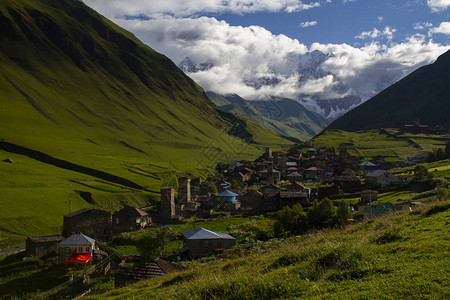 乌什古利村欧洲最高村庄格鲁吉图片