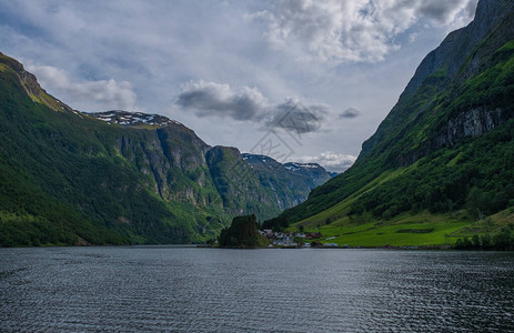 挪威Neroyfjord图片