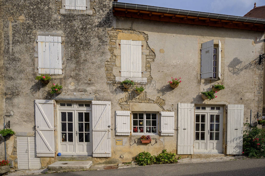 法国FrancheComt省Jura乡的ChateauChalon葡萄酒生产村的图片