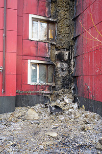 被火灾损坏的部分建筑物图片