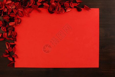平铺红色圣诞礼物复制空间图片