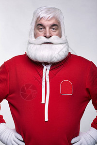 圣诞老人穿着运动装的肖像背景图片