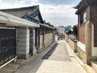 在韩国首尔日光天化日之下布川花屋图片