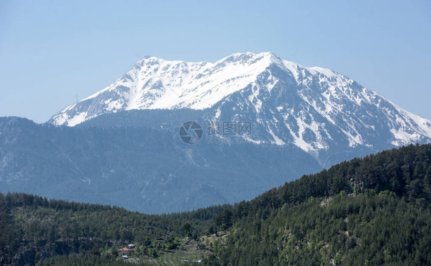 与majestikTahtaliDag山的风景凯梅尔图片