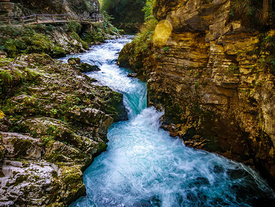 斯洛文尼亚美丽的温特加尔峡谷瀑布图片