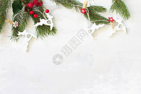 圣诞概念顶层景色带有Herringbone和装饰品的圣诞节背景图片