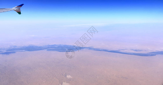 Darya河平原高清图片