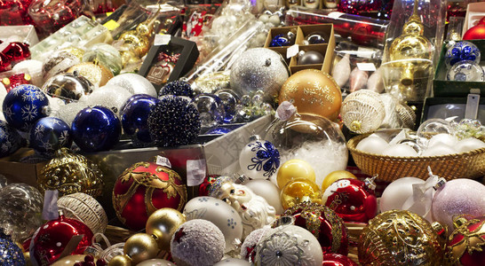 意大利博洛尼亚圣卢西亚圣诞市场圣诞节图片
