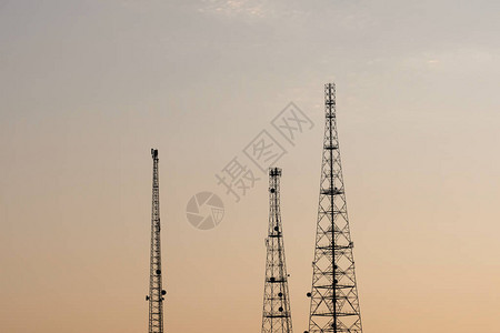 蜂窝GSM移动无线电天线塔图片