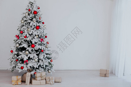 白圣诞树圣诞节内背景图片