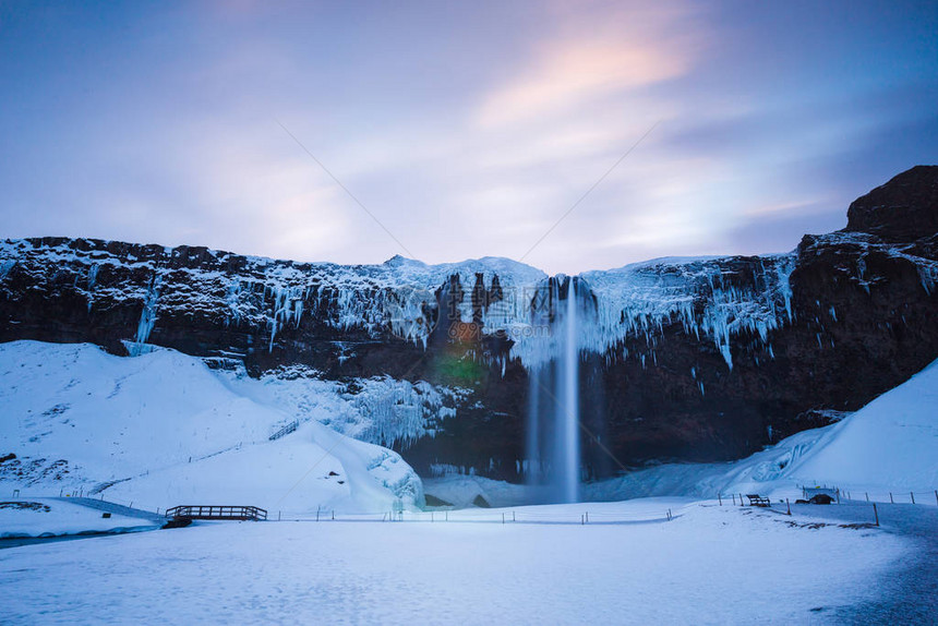 冰岛塞里雅兰瀑布冬天在冰岛塞里雅图片