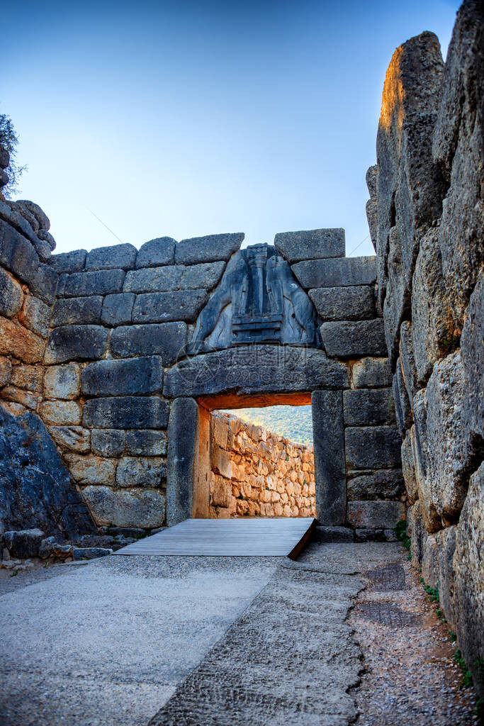 迈锡尼城堡的主要入口希腊伯罗奔尼撒半岛迈锡尼考古遗址在公元前二千年图片