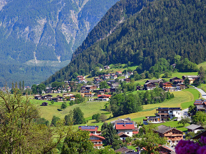 奥地利的欧洲山地景观和自然景图片