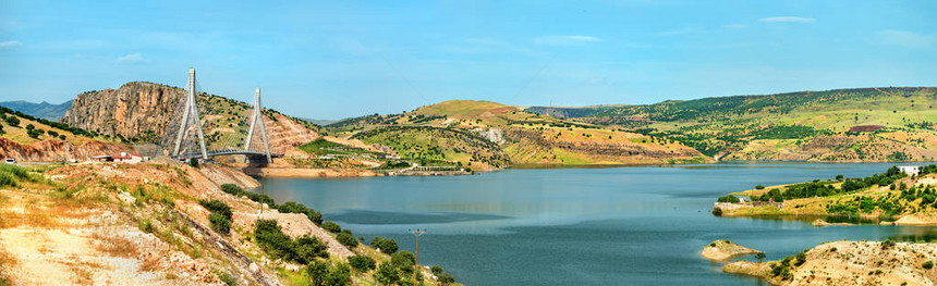 土耳其东南部幼发拉底河阿塔图尔克大图片