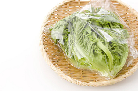 塑料袋包装的生菜图片