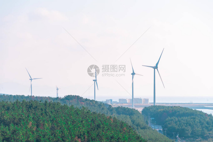 日本Sakata镇风力涡轮发电机供可图片