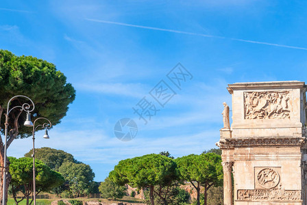 康斯坦丁拱门或ArcodiCostantino拱门或凯旋门在罗马图片
