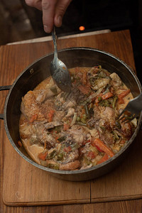 红烧咖喱鸡配蔬菜鸡肉蔬菜炖芦笋胡萝卜洋葱炖图片
