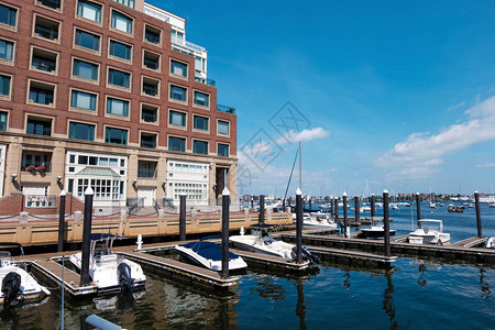 美国波士顿码头港口和港口的建筑物图片