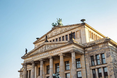 Konzerthhaus在德国柏林宪兵广场高清图片