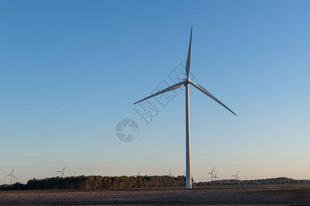 用于发电的风力涡轮机节能概念图片