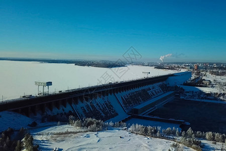 博爱水电站大坝和河流的景象工业景观图片
