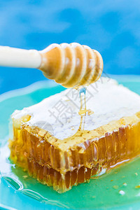 蜂蜜加木制蜂蜜甜点图片