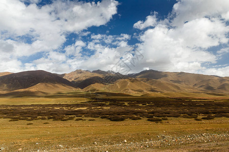 吉尔斯坦丘伊地区Panfilov区山图片