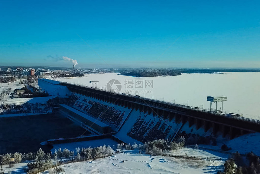 博爱水电站大坝和河流的景象工业景观图片