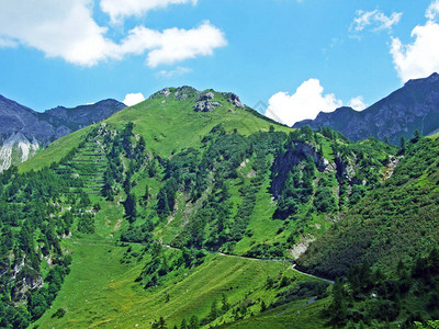 从纳夫塔尔高山谷图片