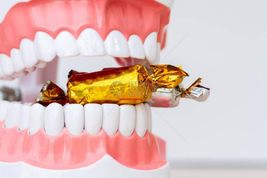 人下巴的人工模型牙医的视觉帮助图片