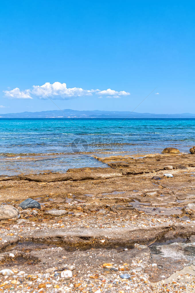 希腊中马其顿Chalkidiki的卡桑德拉阿菲托斯镇Afyt图片