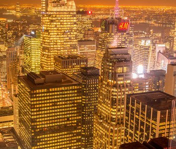 纽约曼哈顿日落时的夜景图片
