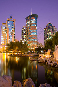 上海浦东中央绿地公园Lujiazui金融区办公大楼图片