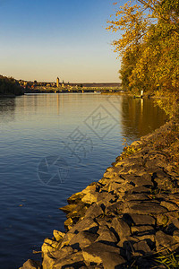 多瑙河和奥地利Wachau地区Krems图片