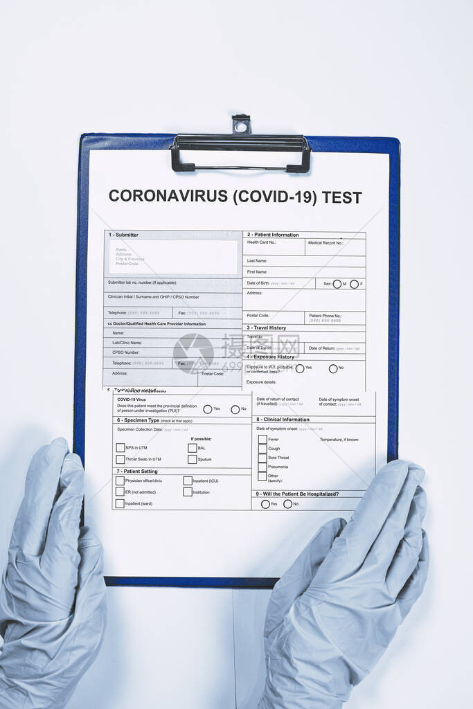 无法辨认的医生或护士填写冠状检测表的手接受COVID19测试测试2019nCoV新型冠图片