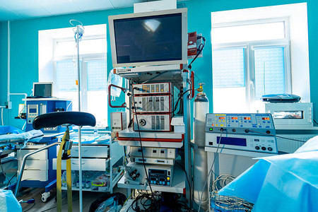 机械通风设备手术室屏幕诊断用氧气对肺进行通气COVID19和冠状图片