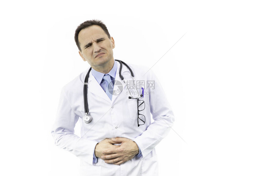 医生患有严重的腹痛胃炎消化问题肠道炎症感染阑尾炎穿白大褂的成年医生图片