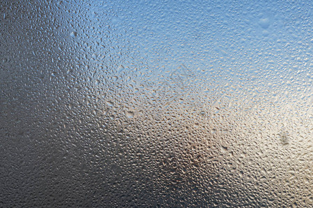 热水蒸汽在冷窗玻璃上凝结宏Misc高清图片