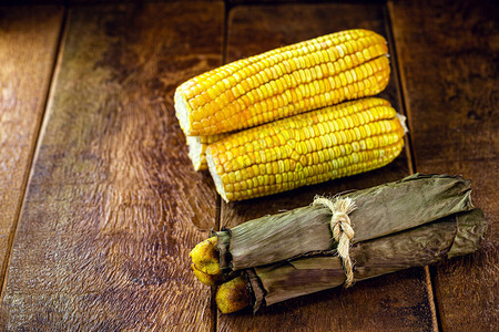 是一种玉米和小麦面包典型的巴西点心称为pique面包巴西面图片