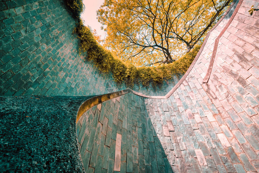 新加坡康宁堡公园日间螺旋楼梯图片