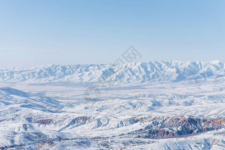 冬季天山脉图片