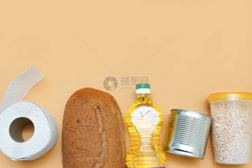 各种食物捐赠石油罐装食品面包卫生图片