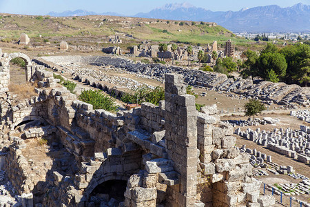 古希腊体育场的废墟土耳其安图片