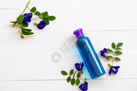 草药洗发水提取蓝花图片