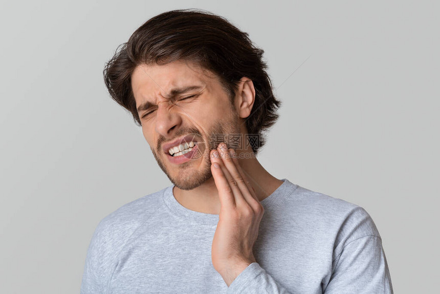口腔问题概念患牙痛的图片