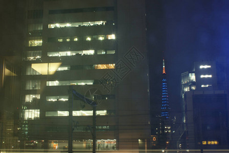 夜景的东京汐留图片