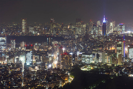 东京城市风景在晚上图片