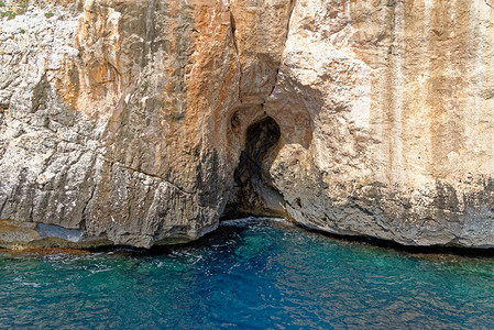 意大利撒丁岛东海岸奥罗西湾蓝海和岩石海岸的巡查2019图片